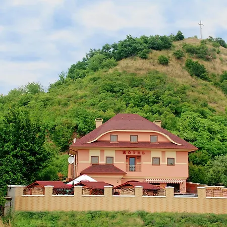 Magnat Ξενοδοχείο Μουκάτσεβο