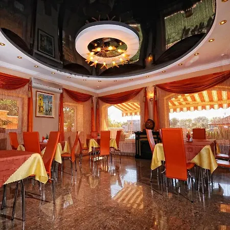 Magnat Hotel 3*
